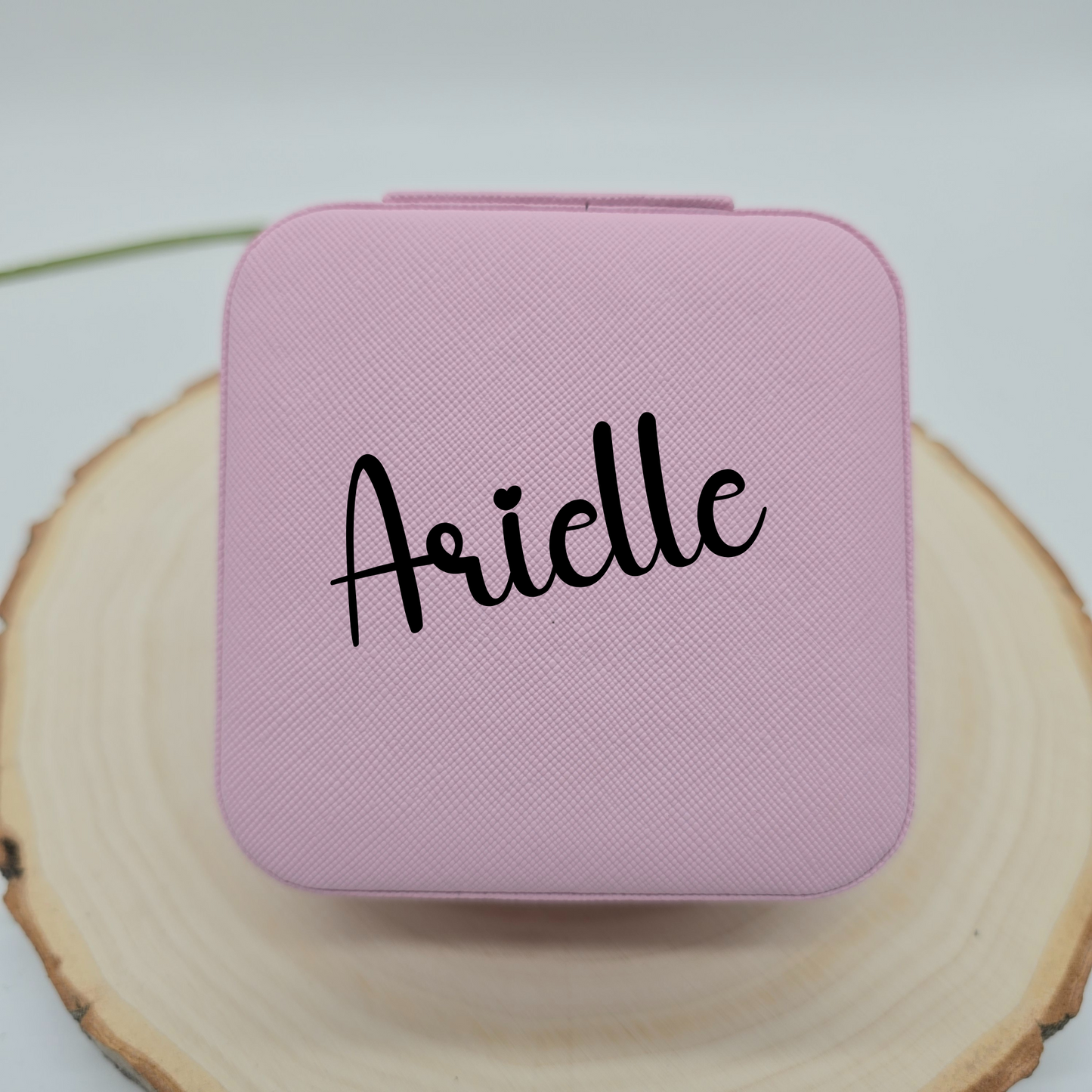 Personalisiertes Schmuckkästchen in Rosa - Plottersu