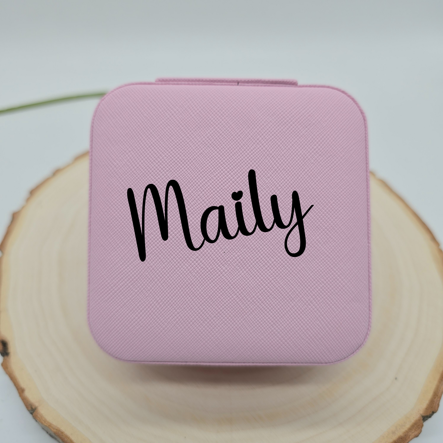 Personalisiertes Schmuckkästchen in Rosa - Plottersu