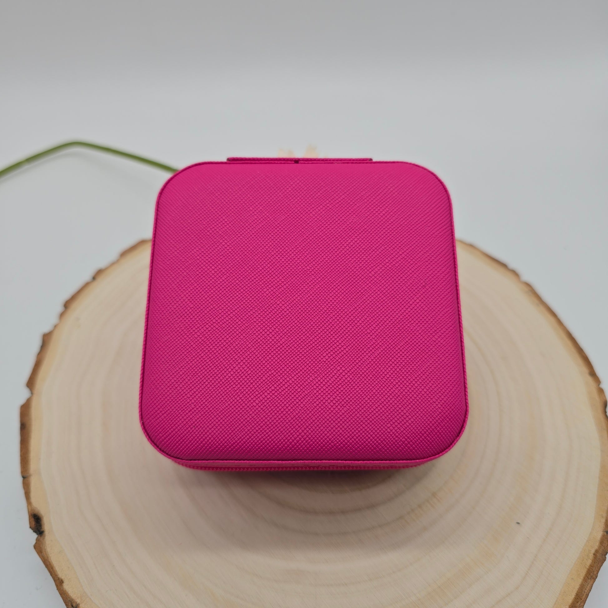 Personalisiertes Schmuckkästchen in Pink - Plottersu