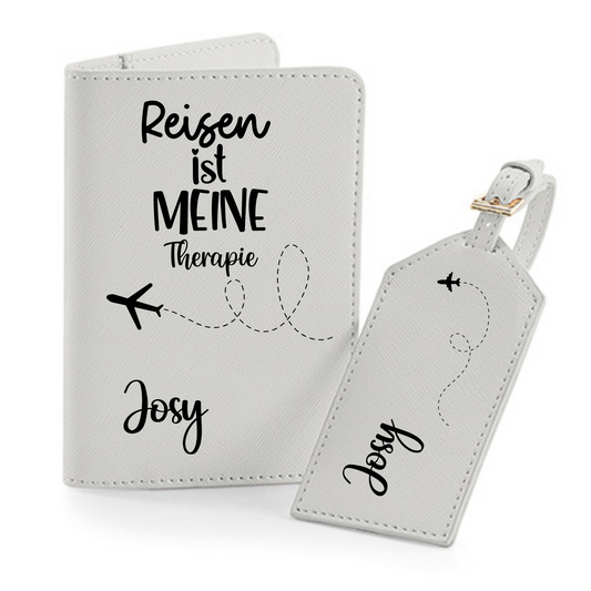 Reisepasshülle Reisen ist meine Therapie ⎢ Passport Hülle  ⎢ Perfekt für deinen Urlaub - Plottersu